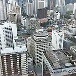 Radisson Apartment At Times Square Kl
